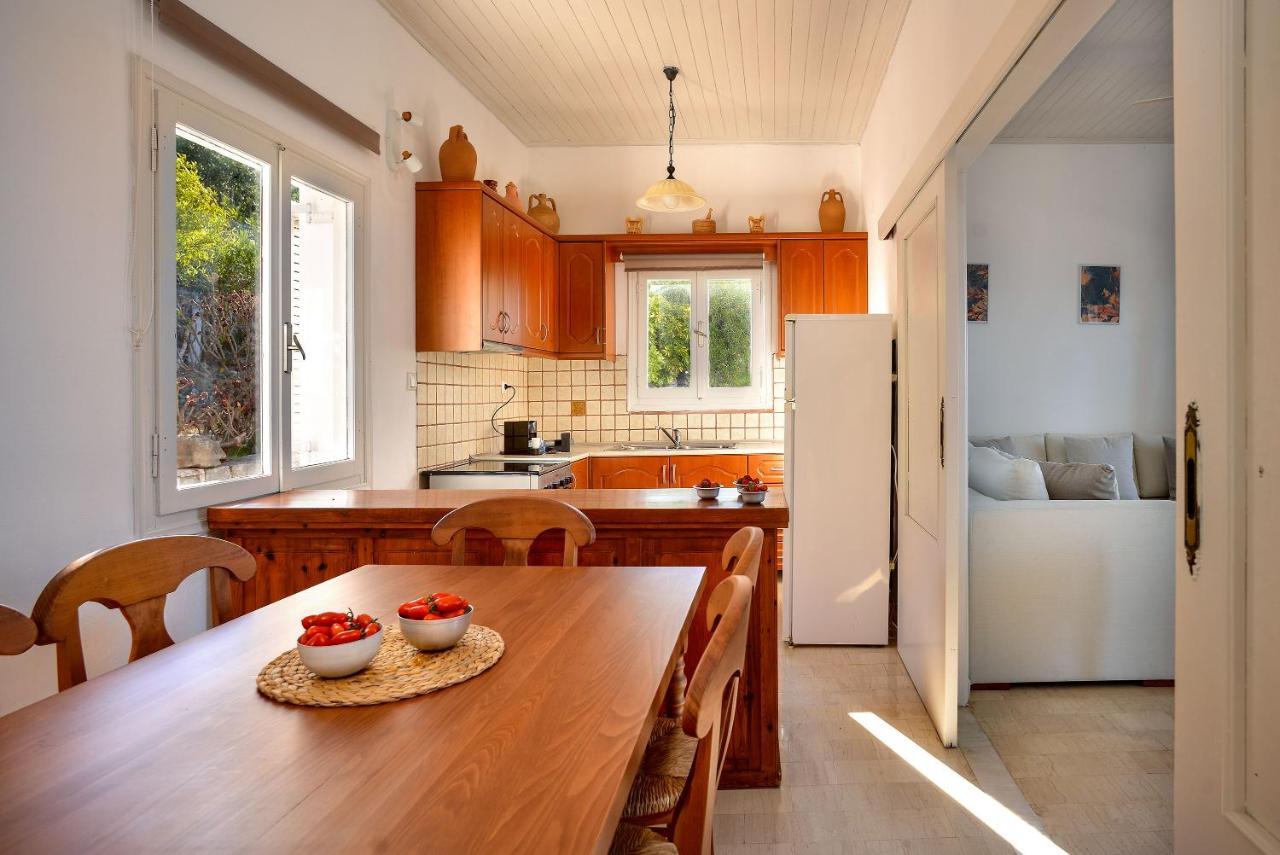 New! Paxoswhite Sea View Apartments & Studios! 盖奥斯 外观 照片